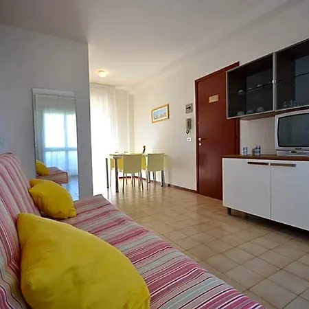 Gracious Flat With A Big Terrace In 3* بيبيوني